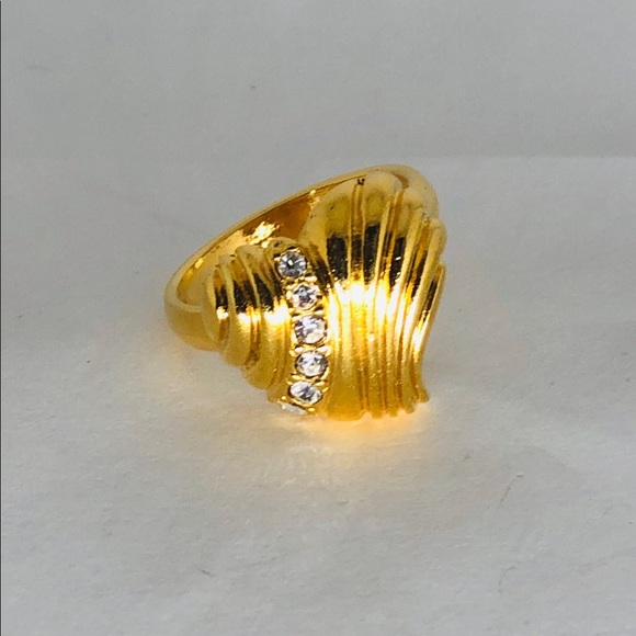 Puffy Heart Gold tone Rhinestones sz 7 Ring Vtg - Picture 1 of 3